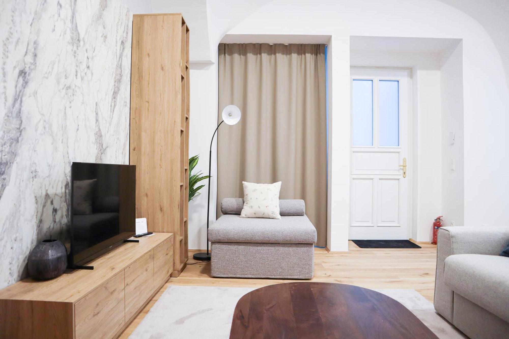 Apartment Exclusive - With Aircondition!
